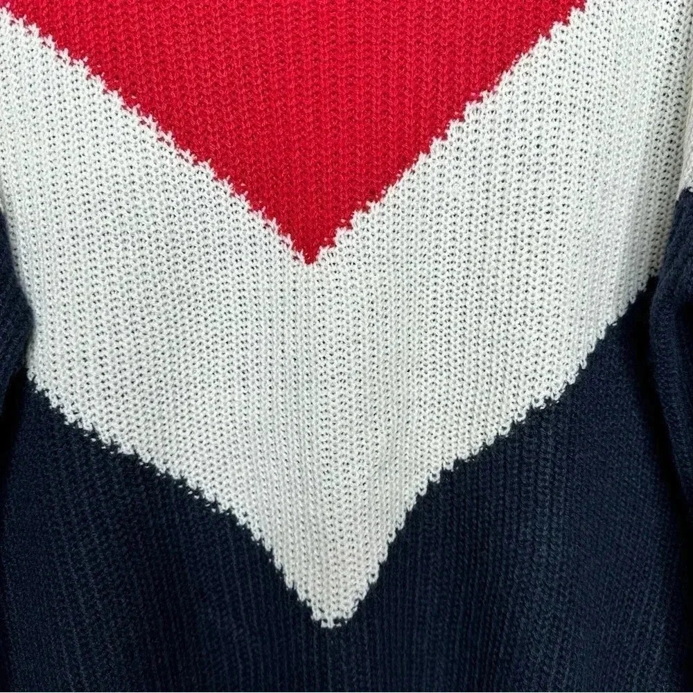 Bluenotes Cable knit Sweater Crewneck Chevron Red, White, & Blue Size Medium - Picture 2 of 16